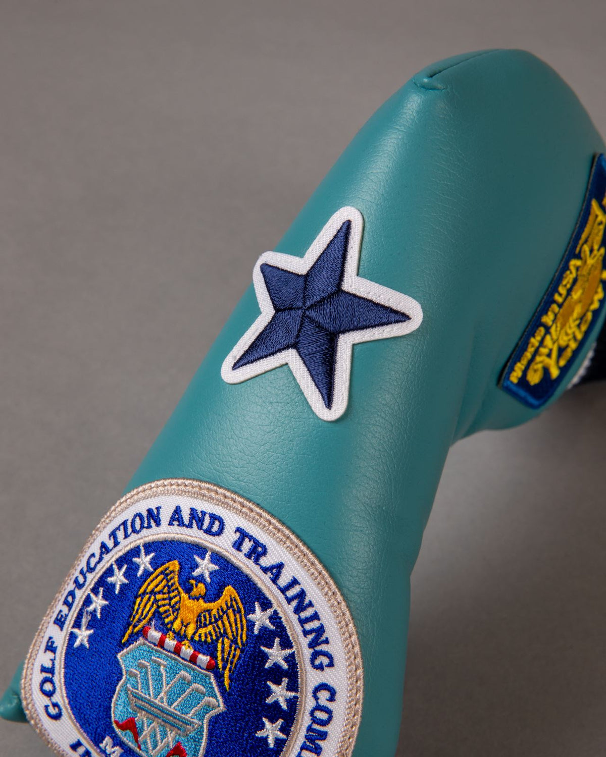 Riviera U-Leather Blade Putter Cover Oceanside Blue