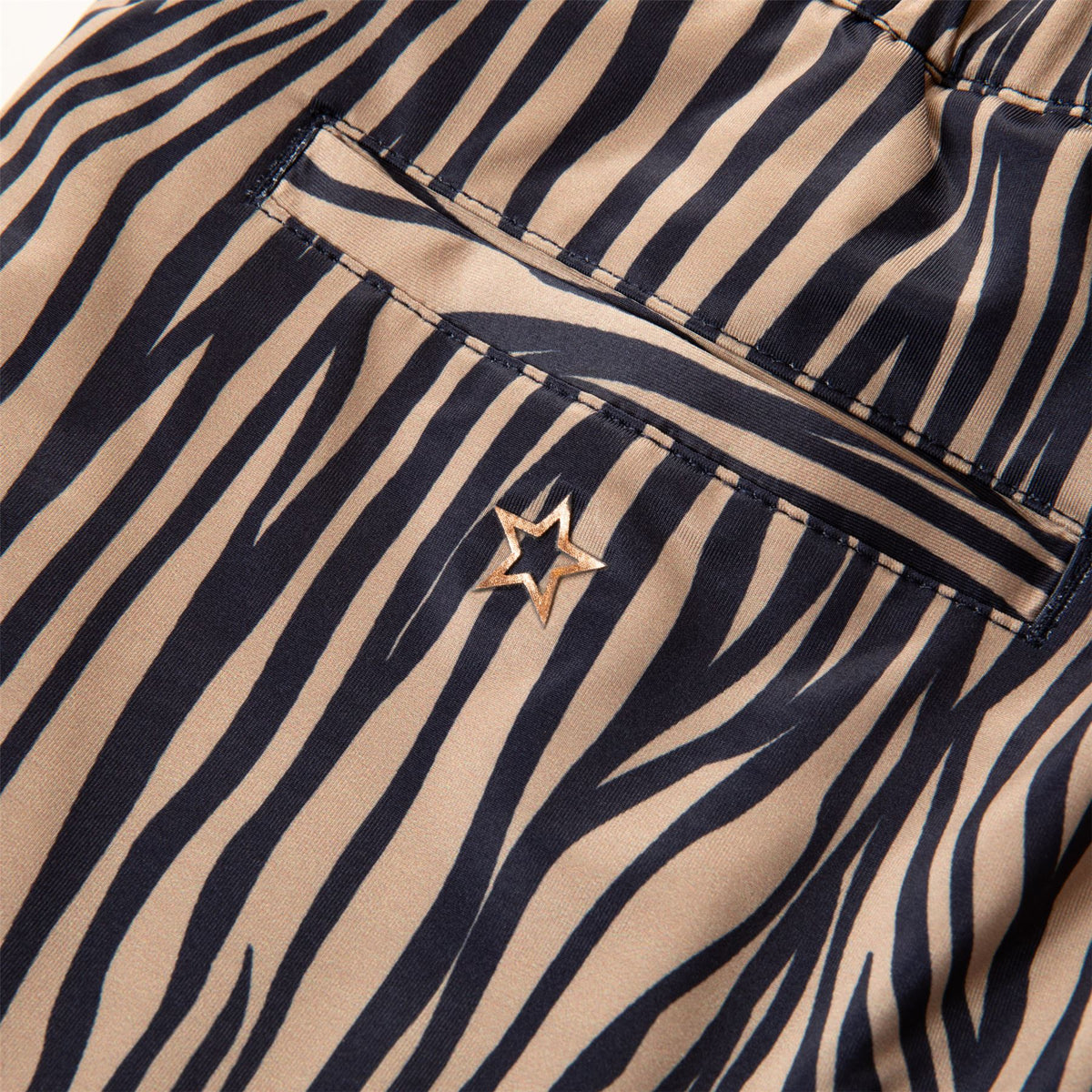 Womens The Zebra Print Skort Navy