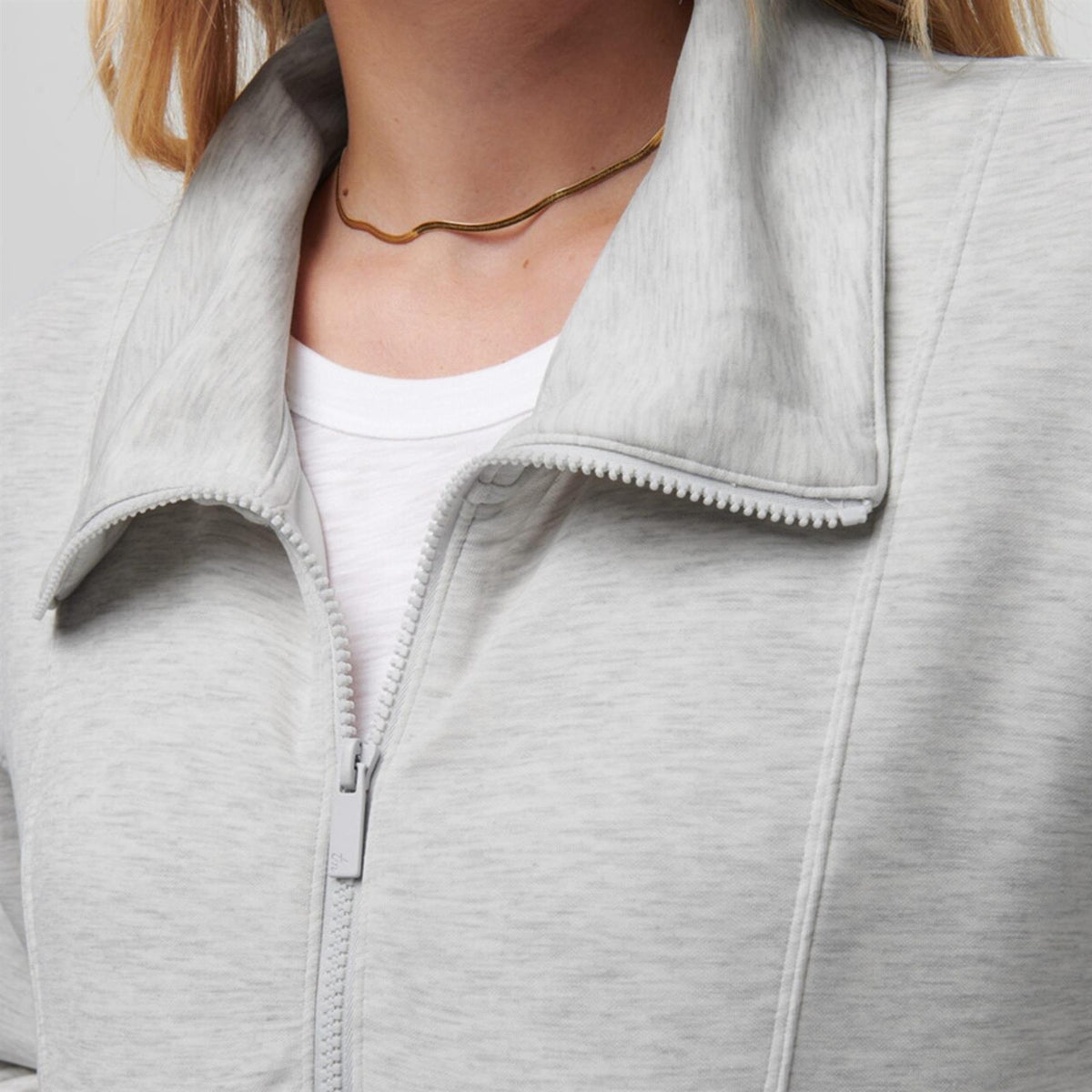 Womens Skyloft Soft Half Zip Mid Layer Heather Light Grey