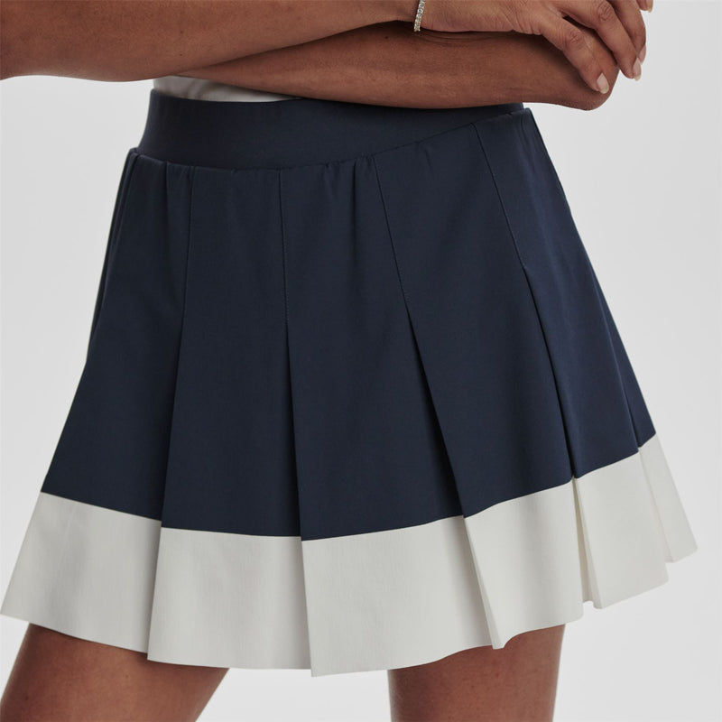 Womens Chase 14.5 Inch Mid Rise Skort Blue Nights/White