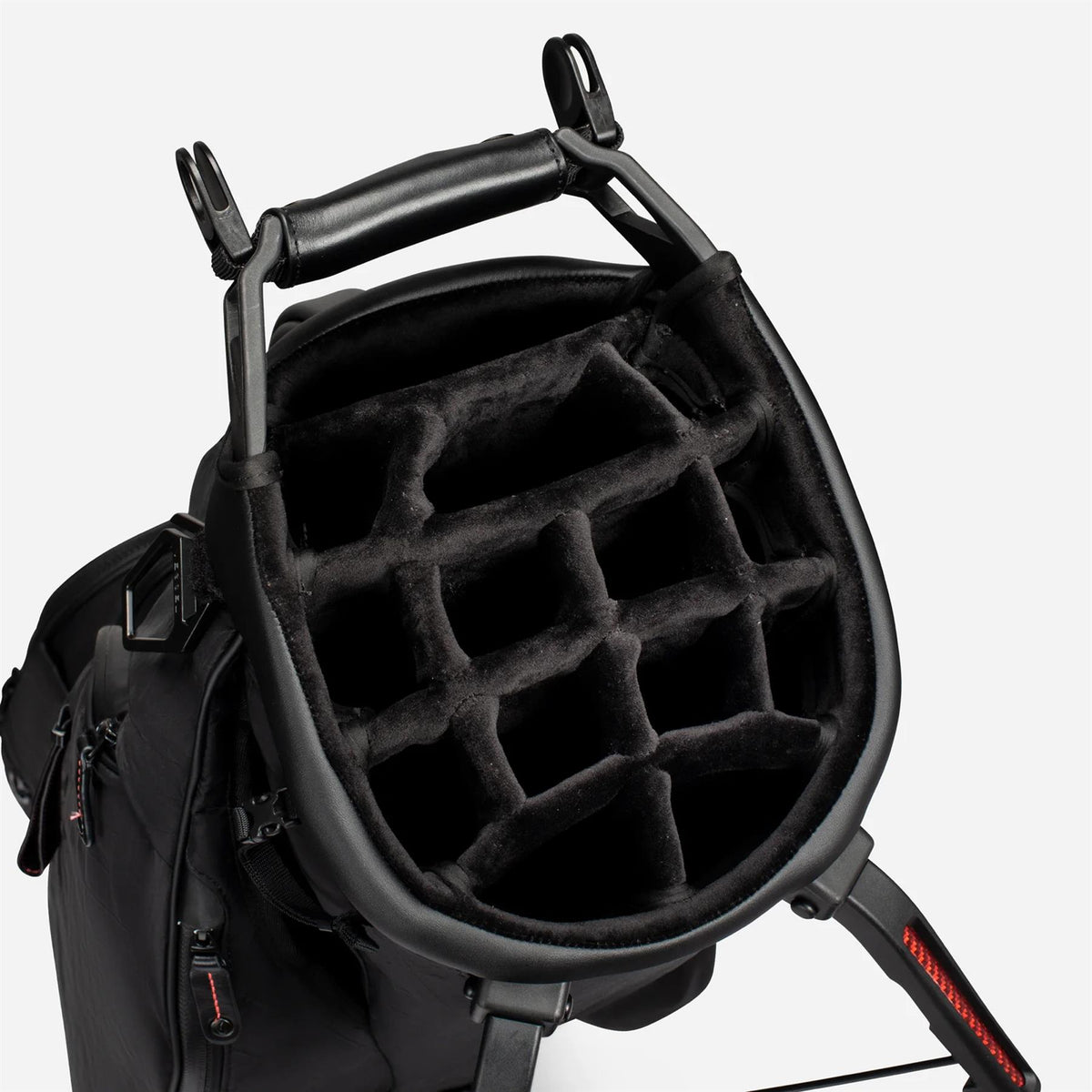 Player V 14-Way Stand Bag DXR Black