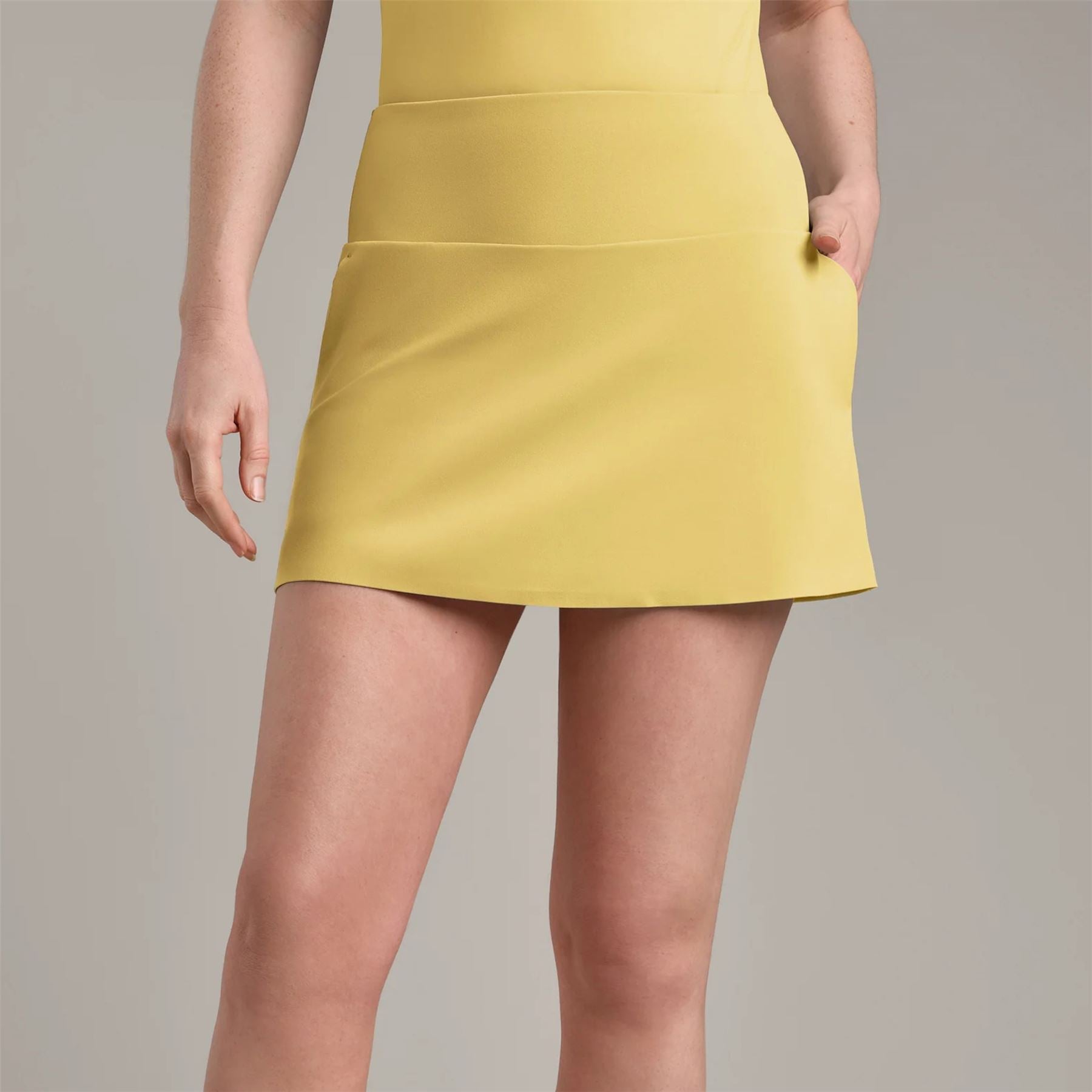 Womens Course to Court 14 Inch Sport Skort Yellow Dawn