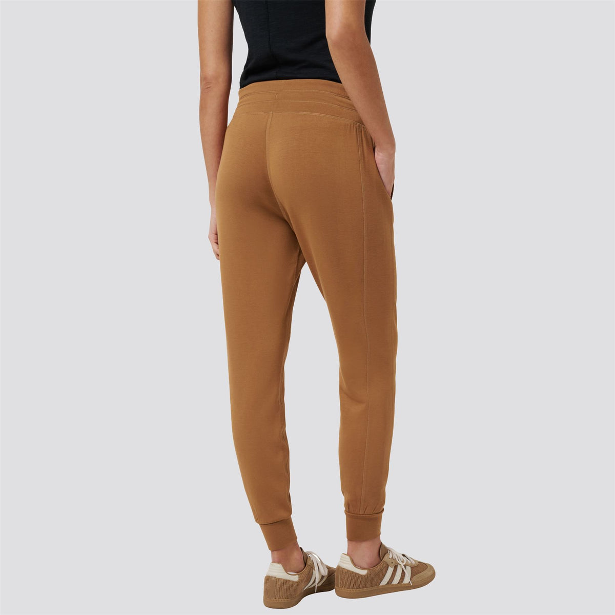 Womens Skyloft Soft Tie Jogger Chestnut