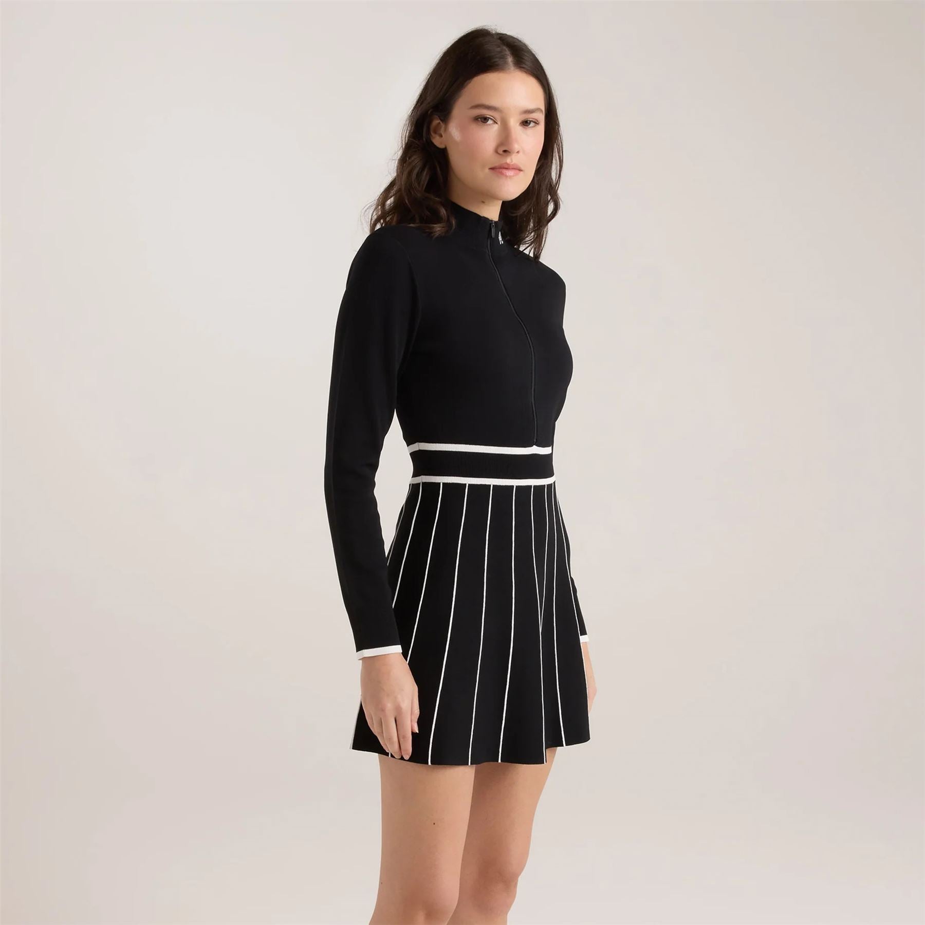 【Malbon Golf】Smocking Quilted Belted Dress Black Malbon Golf Elizabeth Dress Black | TRENDYGOLF USA