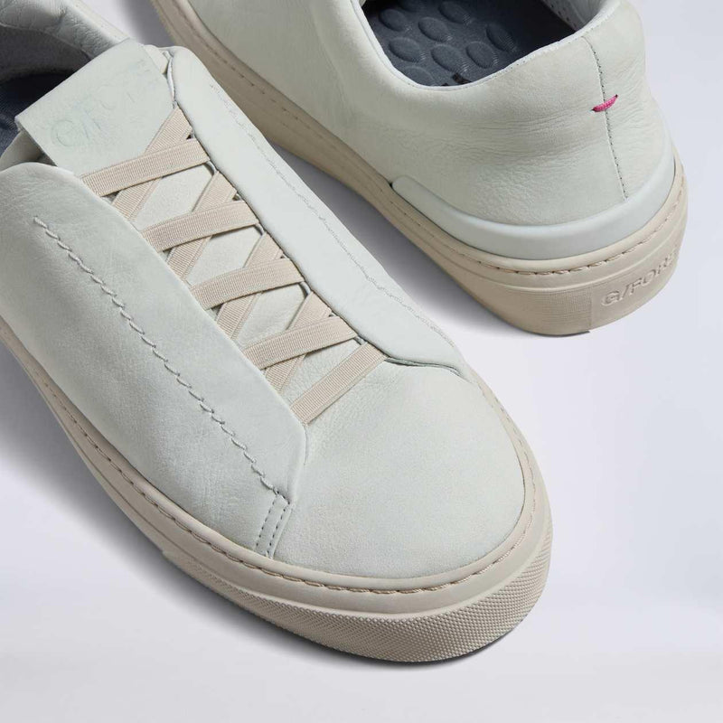 Endeavour Slip On Leather Sneakers Snow