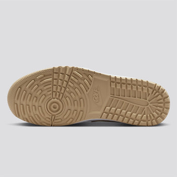 Jordan Golf Air Jordan 1 Low Spikeless Golf Shoes White/Linen