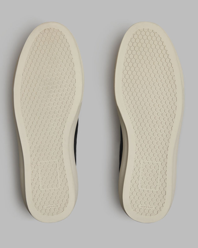 Endeavor Slip-On Leather Sneakers
