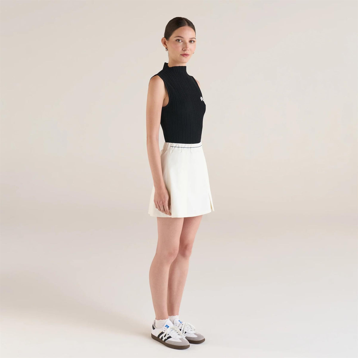 Womens Ace Sleeveless Mockneck II Black/Bone/Snow White