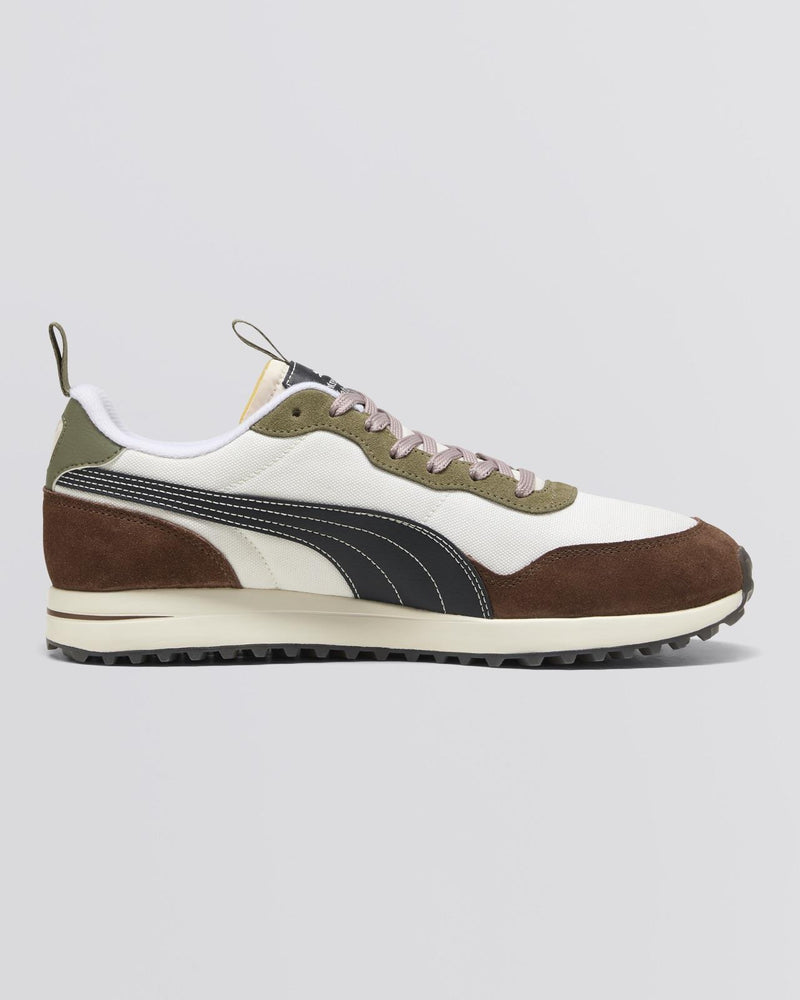 x GGNC Helsinki Golf Shoes Warm White/Flat Dark Gray/Dark Sage