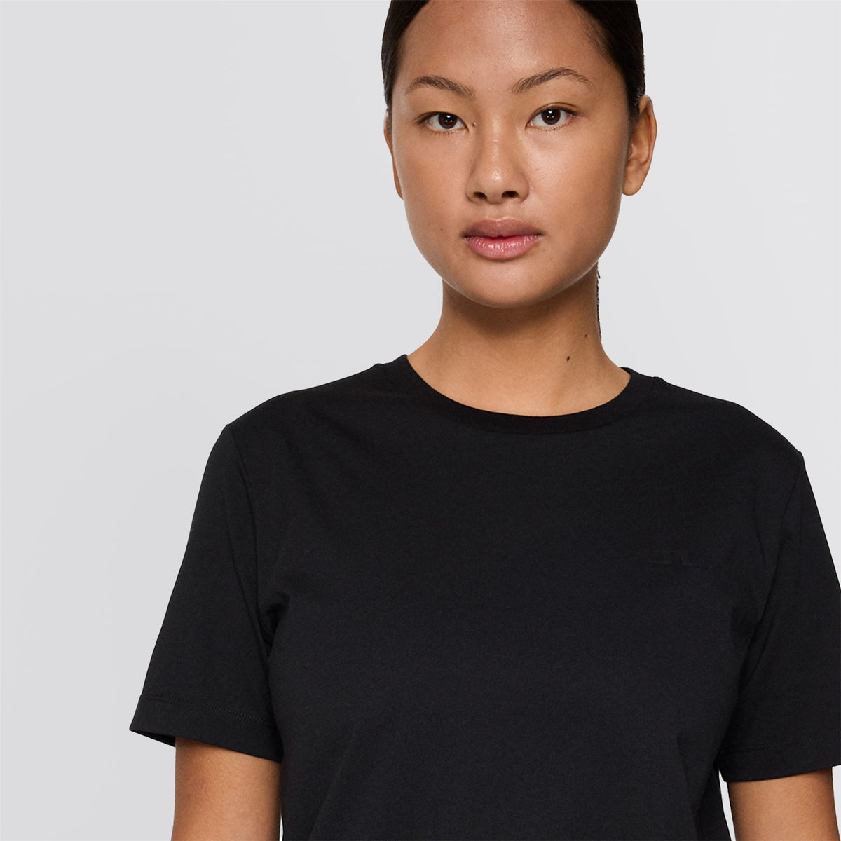 Womens Alpha Tee Black