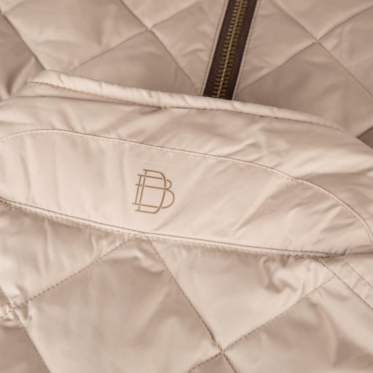 The Eli Vest Khaki