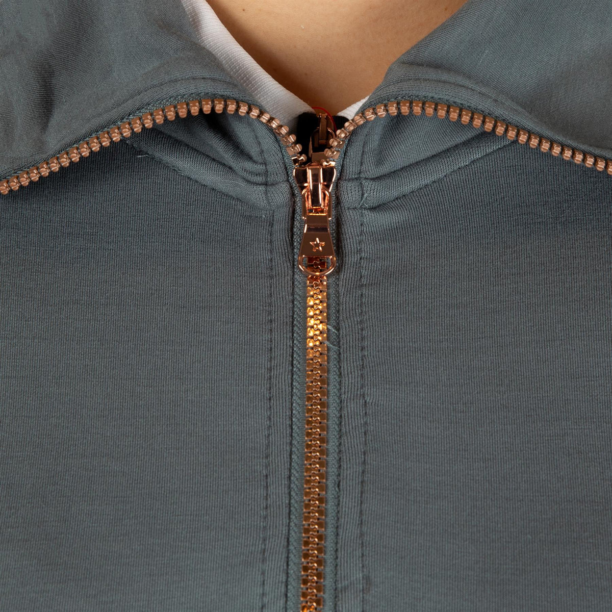 Womens Vacay Quarter Zip Mid Layer Grey
