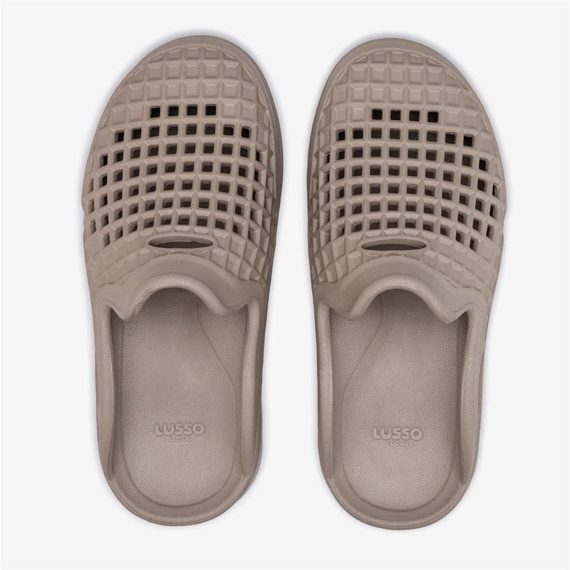 Scenario Slip-On Goat