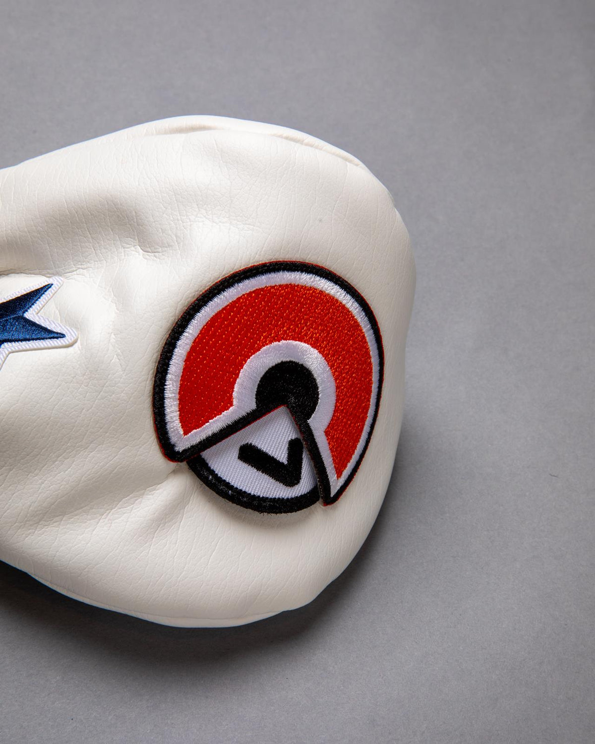 The Point Fairway Headcover Newport White