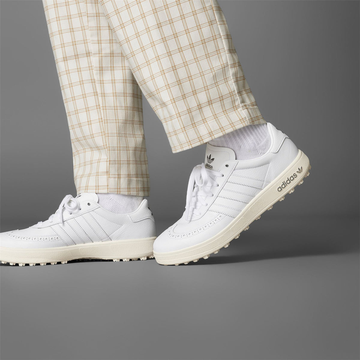 Coursecup Spikeless Golf Shoes White/Iron