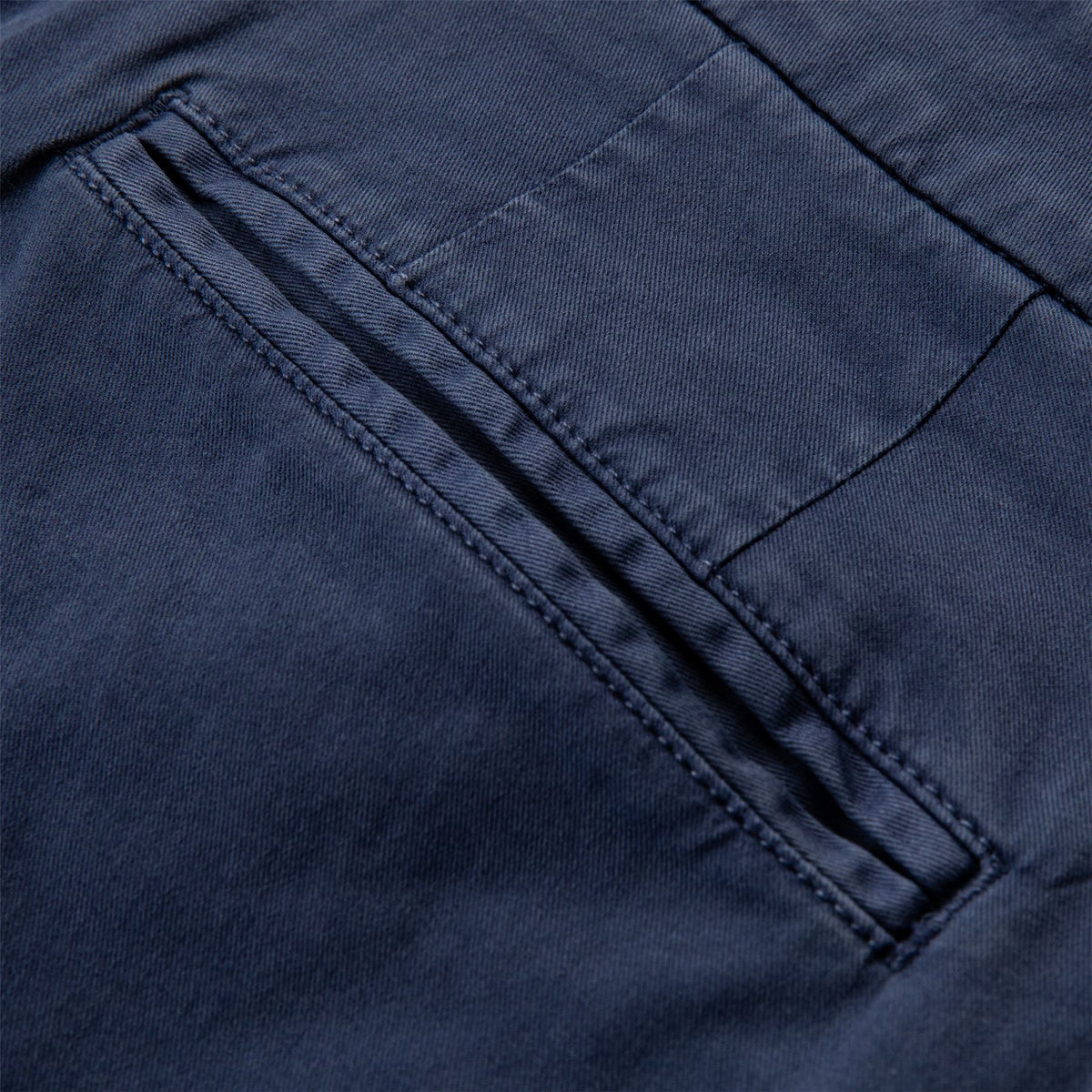 Brian Pants Regal
