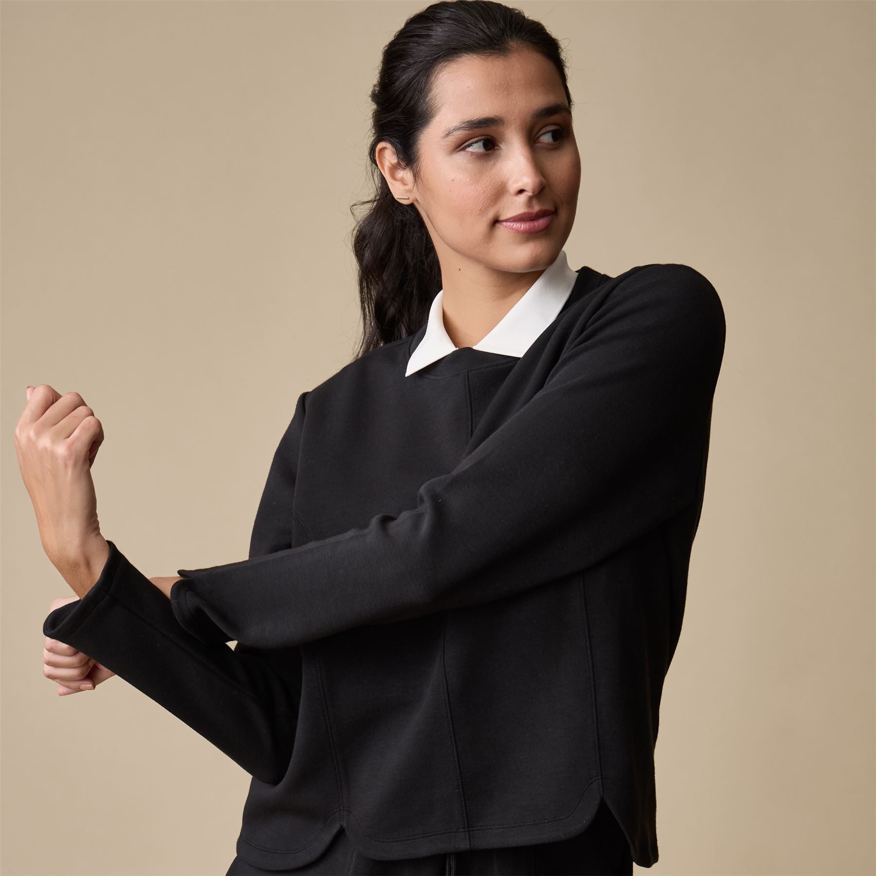 Womens Tulip Crewneck Knit Black