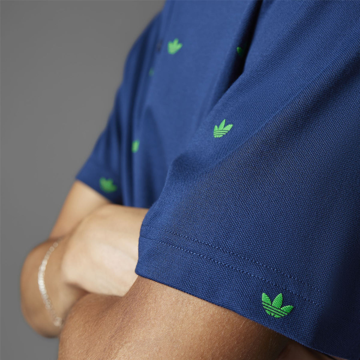 Printed Trefoil Polo Night Indigo