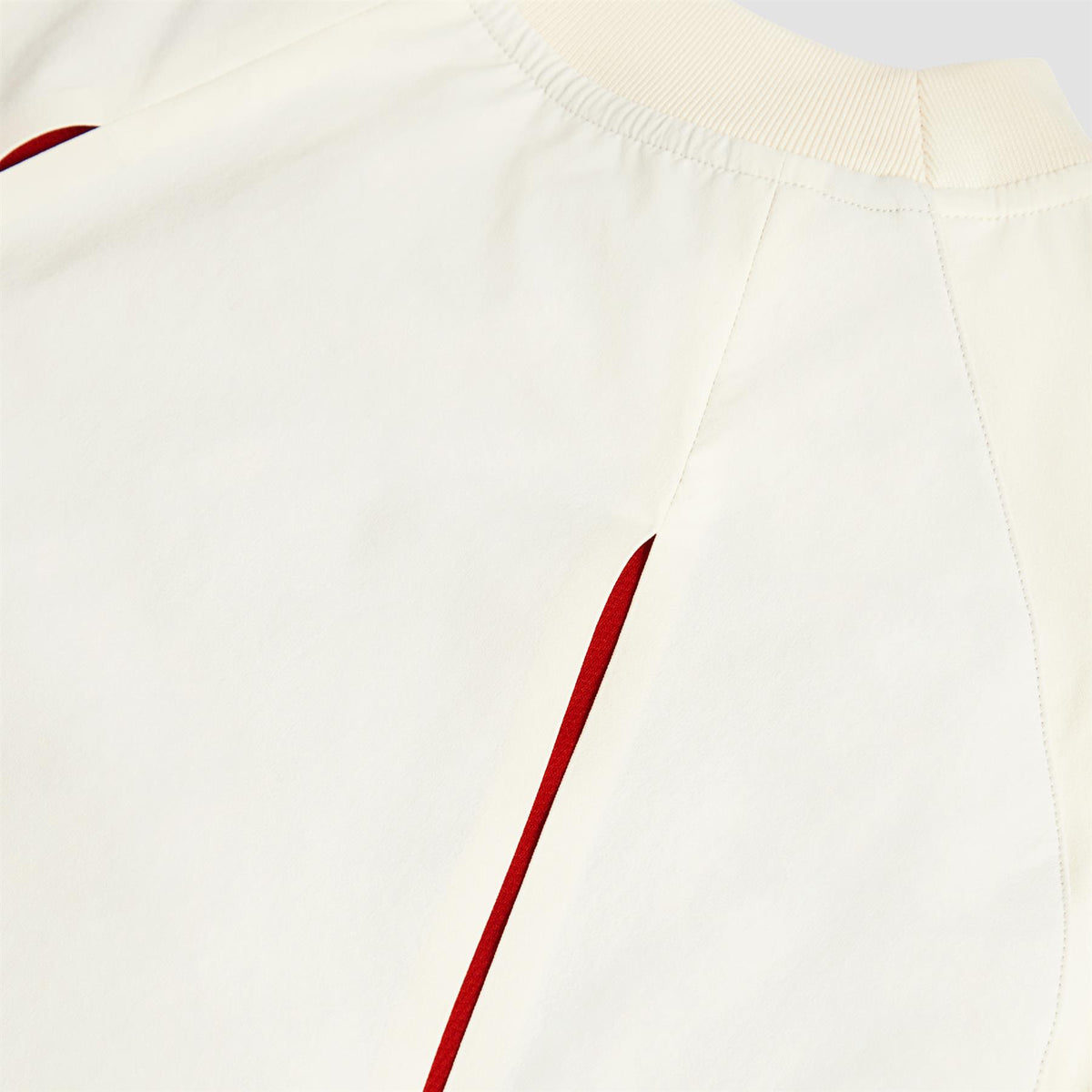 x Reebok Windbreaker Chalk