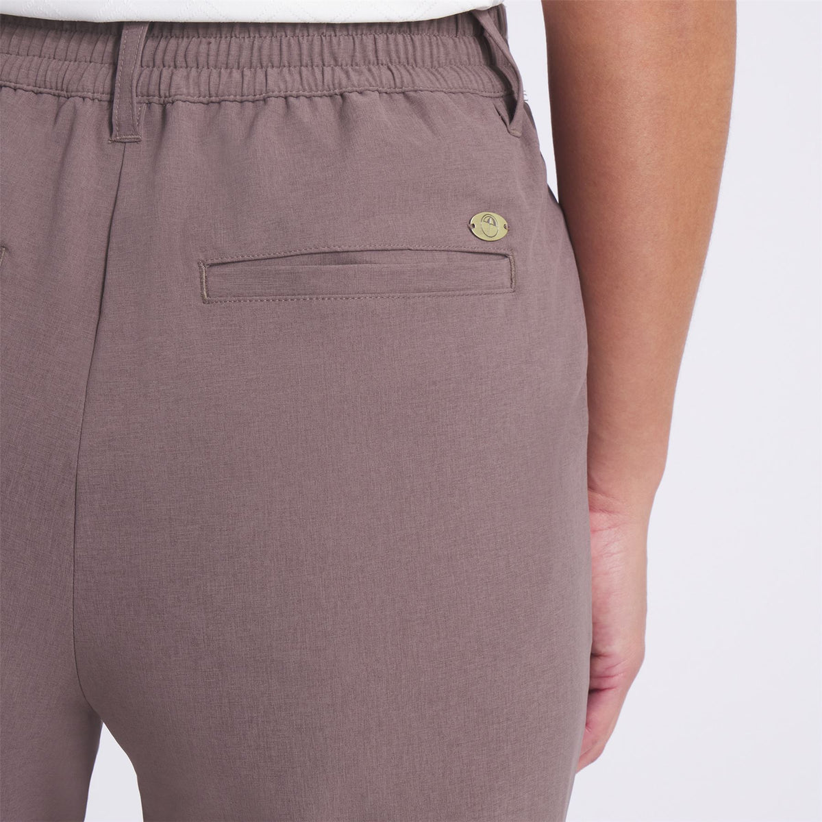 x AP Womens Pants Flat Bronze