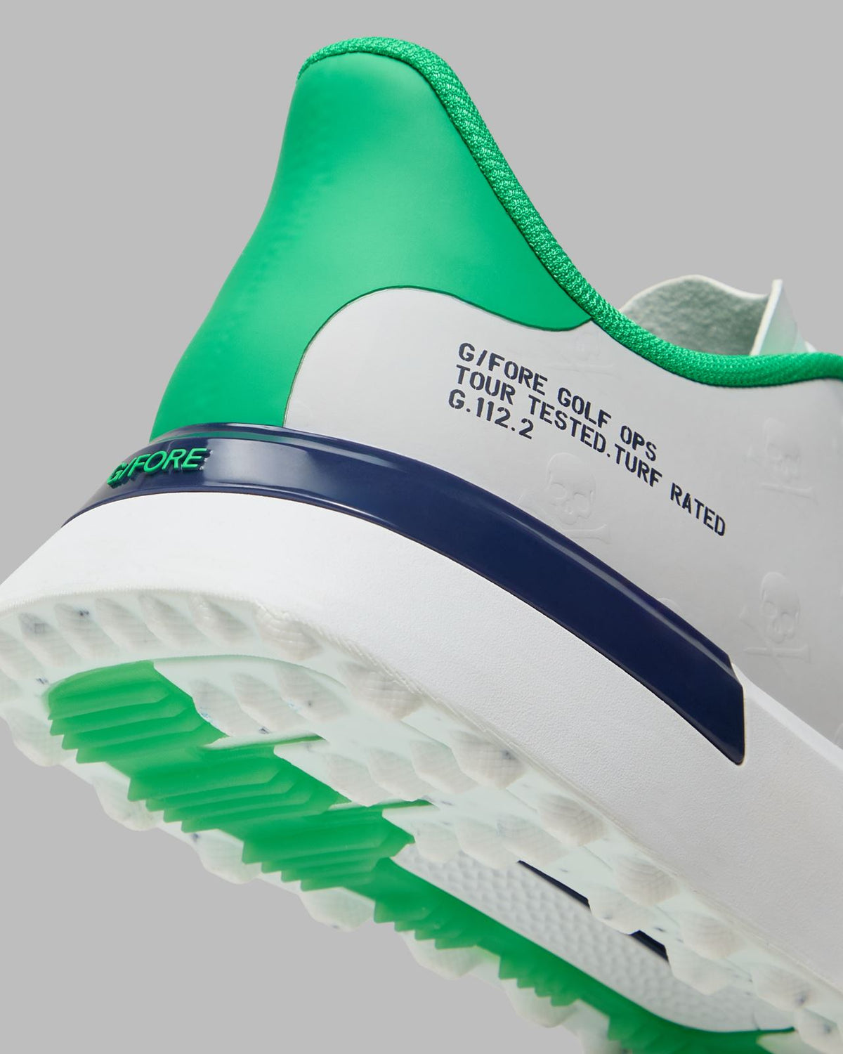 G.112 Embossed Skull & Tees Hybrid Spikeless Golf Shoes Snow/Clover