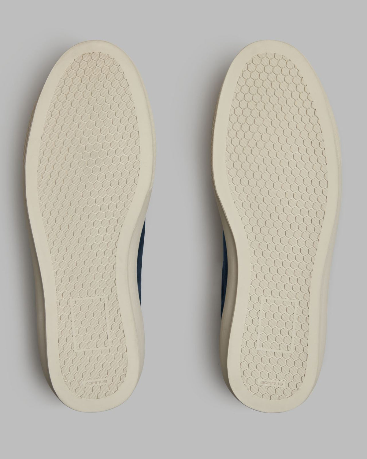 Endeavor Slip-On Leather Sneakers Twilight