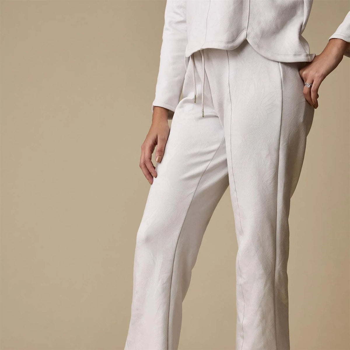 Womens Tulip Lounge Pants Cream Debossed Crane
