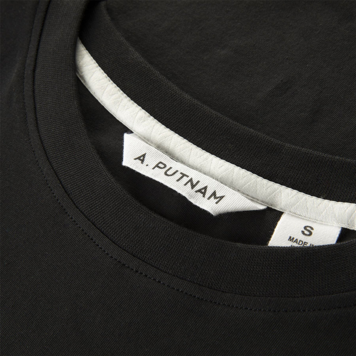 Womens Tulip Pocket Tee Black