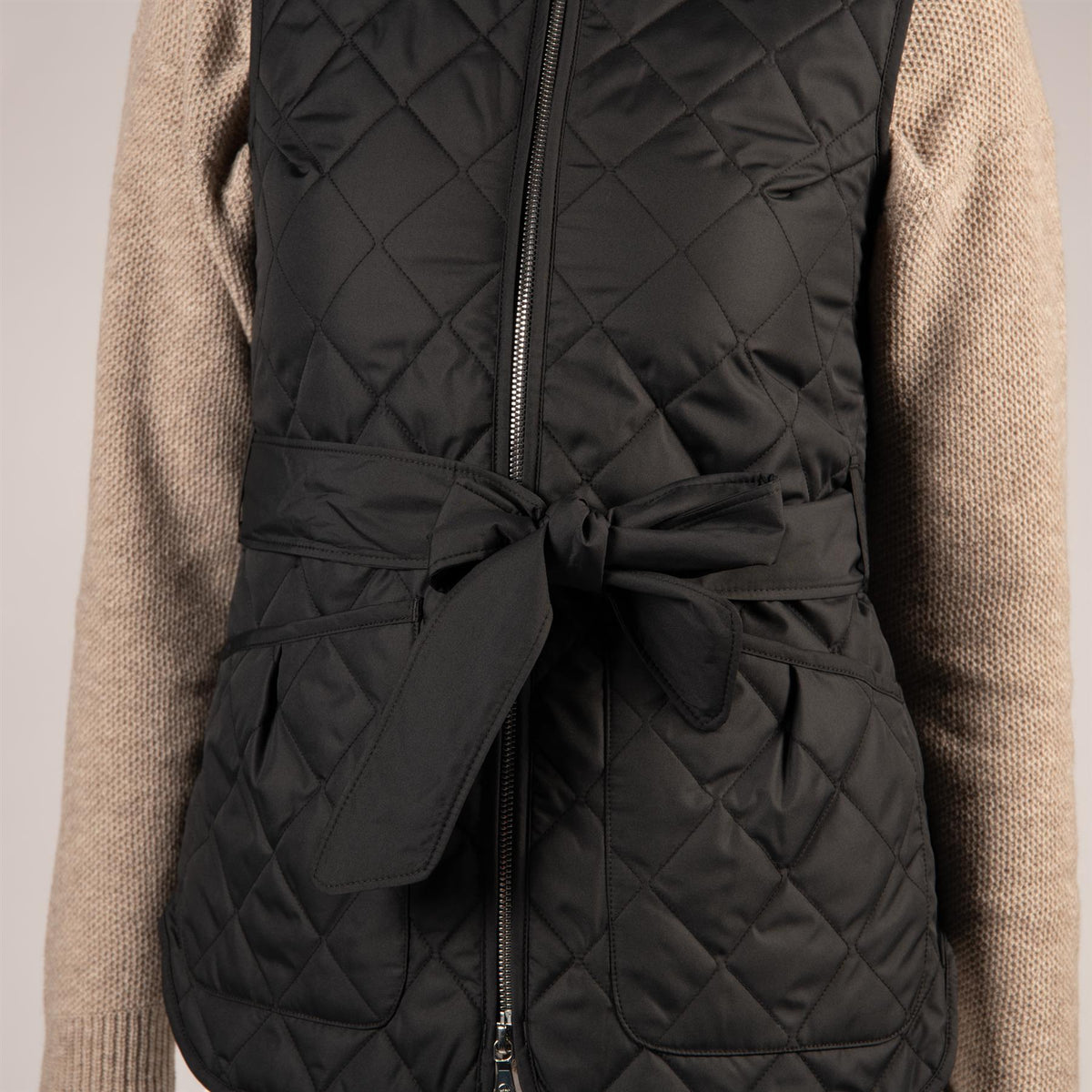 Womens Scout Diamond Quilted Travel Vest Black