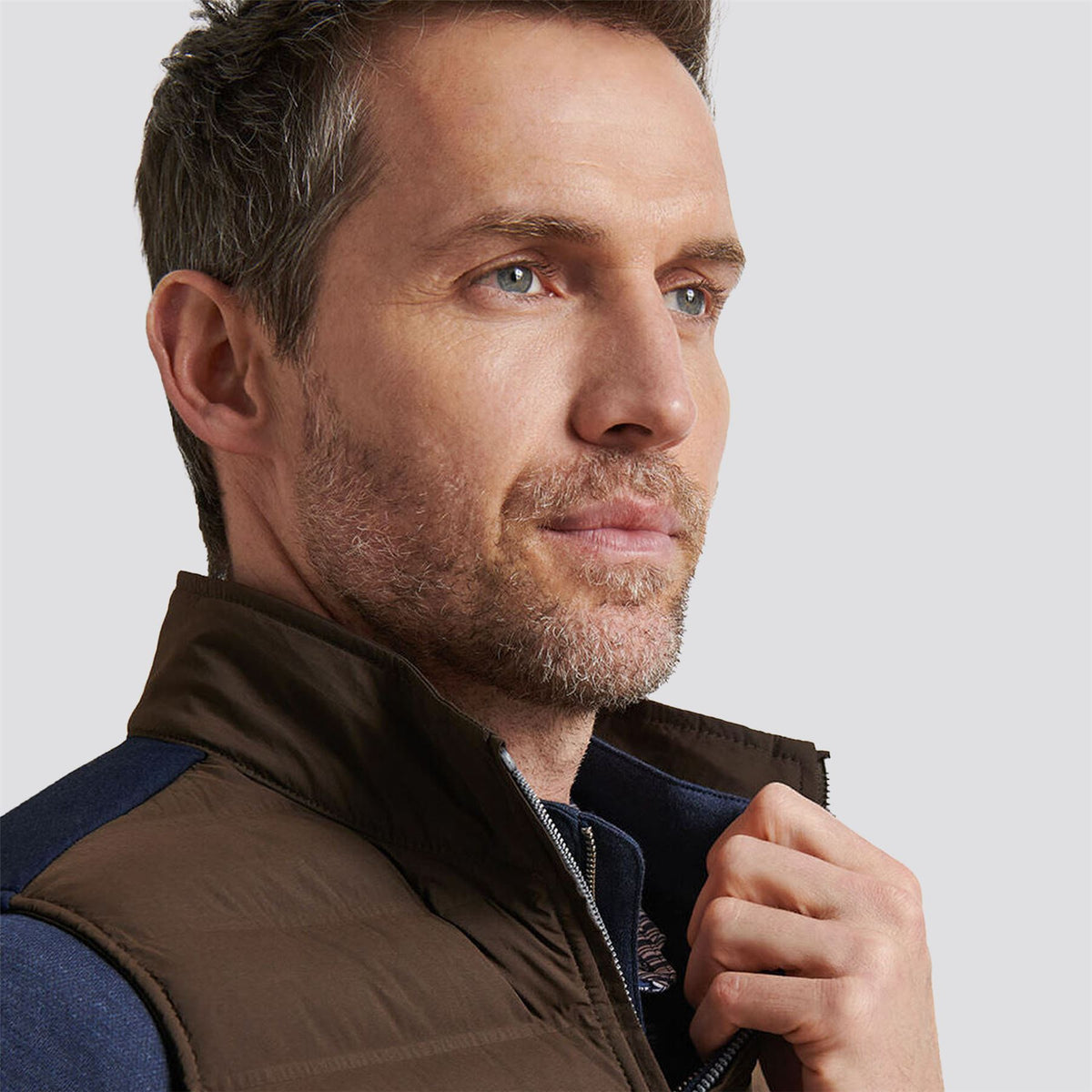 Winsome Hybrid Vest Antique Walnut