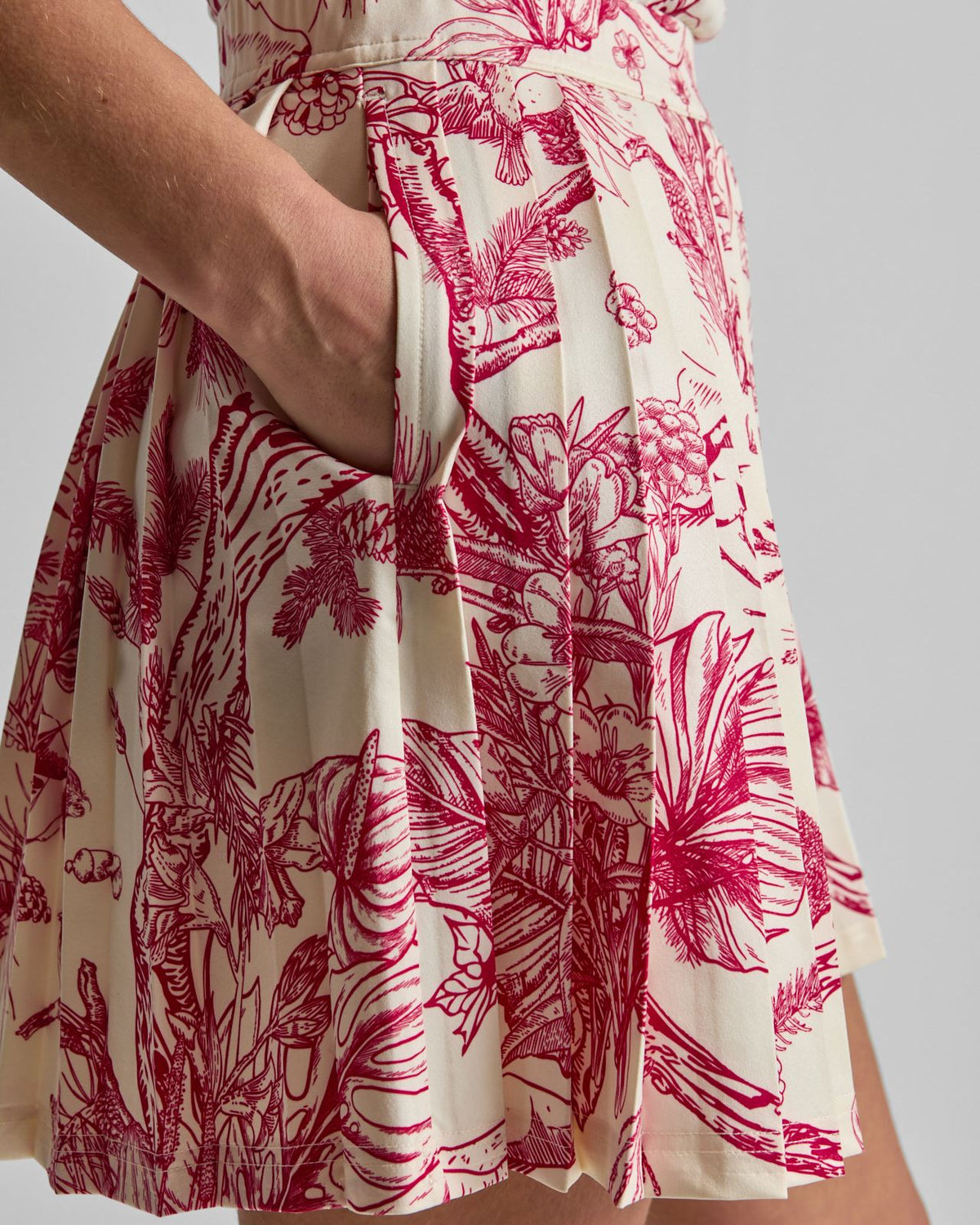 Womens Knife Pleat Skirt Red Botanical