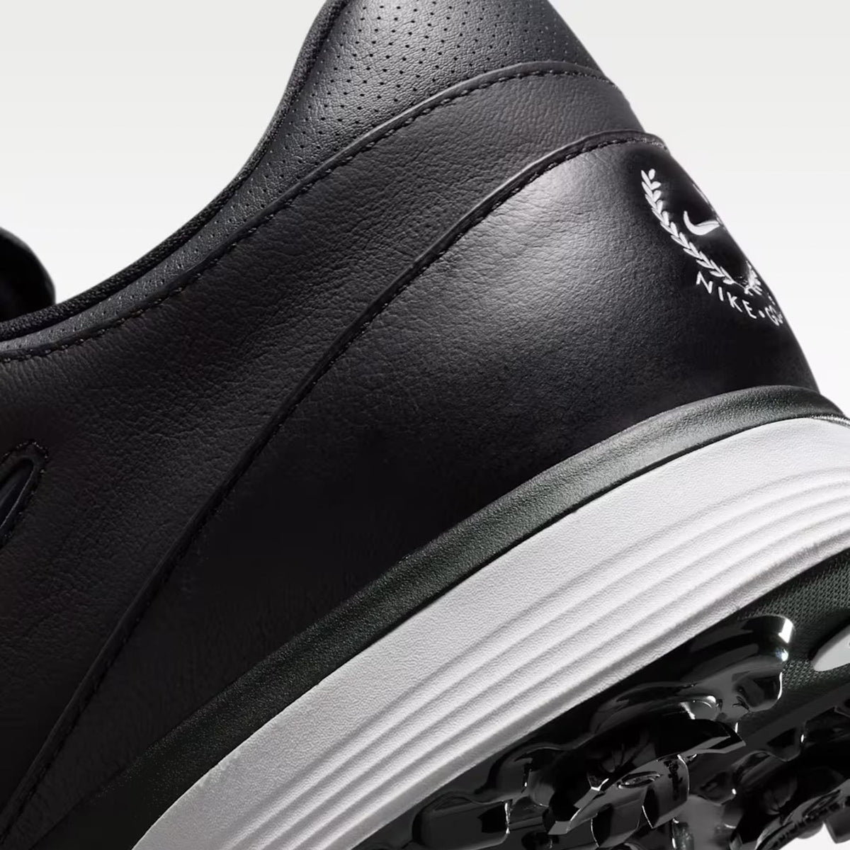 Victory Tour 4 Spiked Golf Shoes Black/White/Dark Smoke