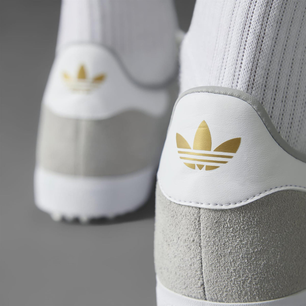 Gazelle Spikeless Golf Shoes Gray/White/Gold