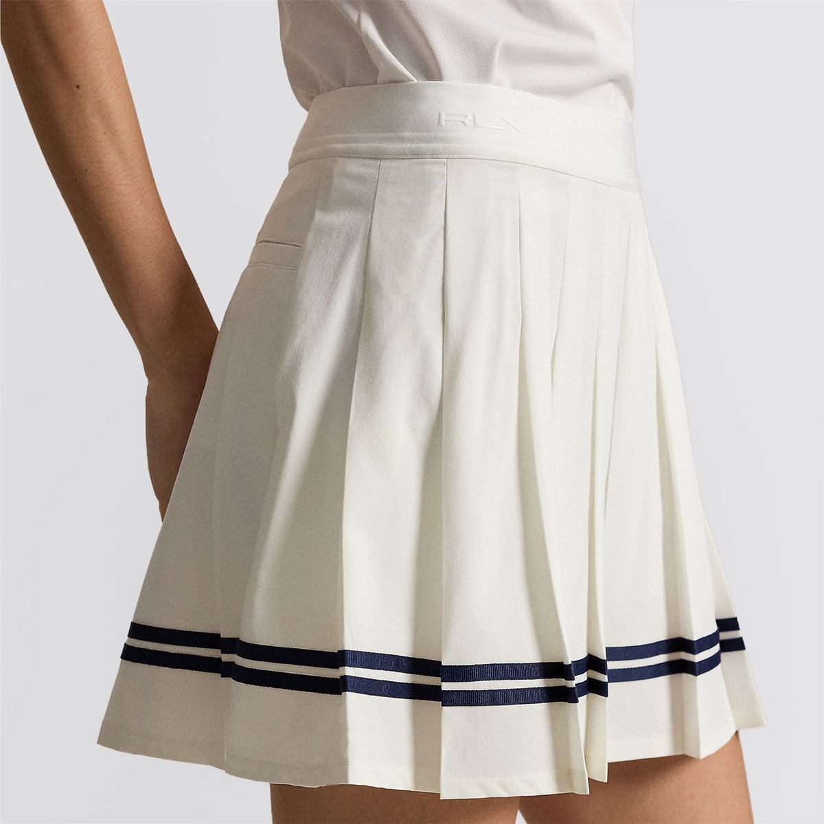 RLX Womens Four-Way Stretch Poly Skort Ceramic White/Refined Navy