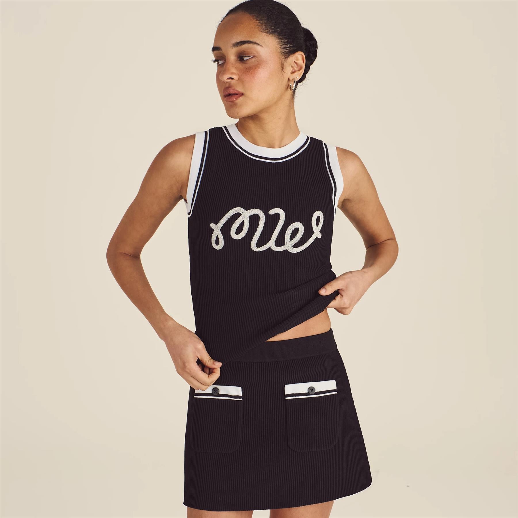 【MALBON】Malbon Knit Sleeveless ■WOMAN /追跡付 MALBON ♥ Malbon Knit Sleeveless /追跡付 (Malbon Golf