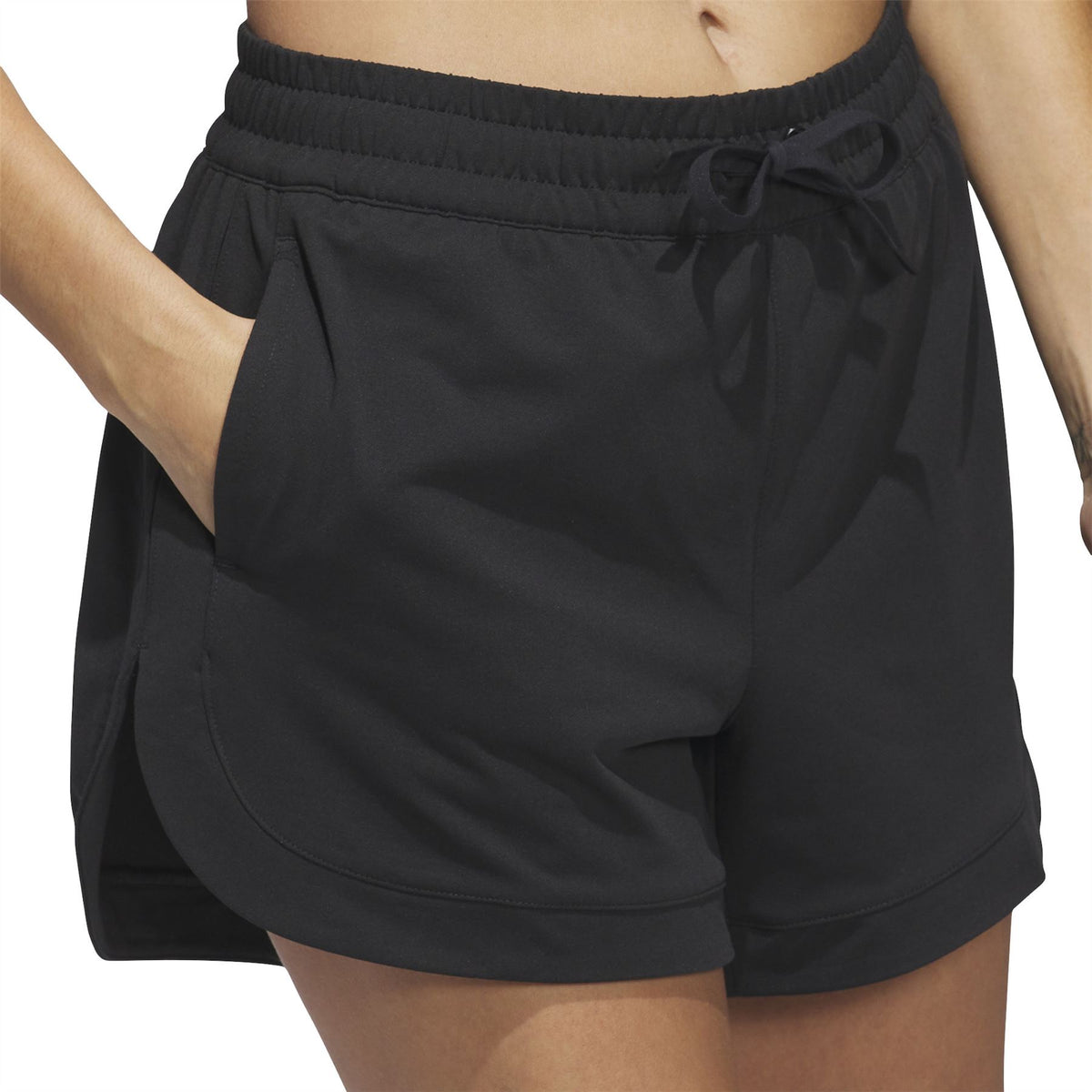 Womens Beyond The Course Shorts Black