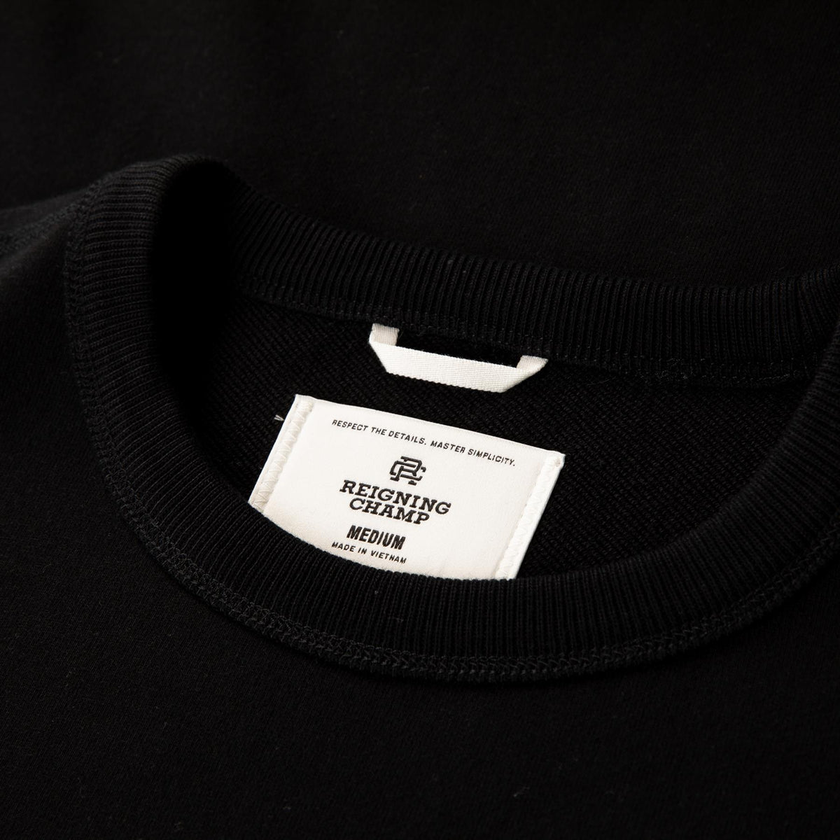 Midweight Terry Standard Crewneck Black