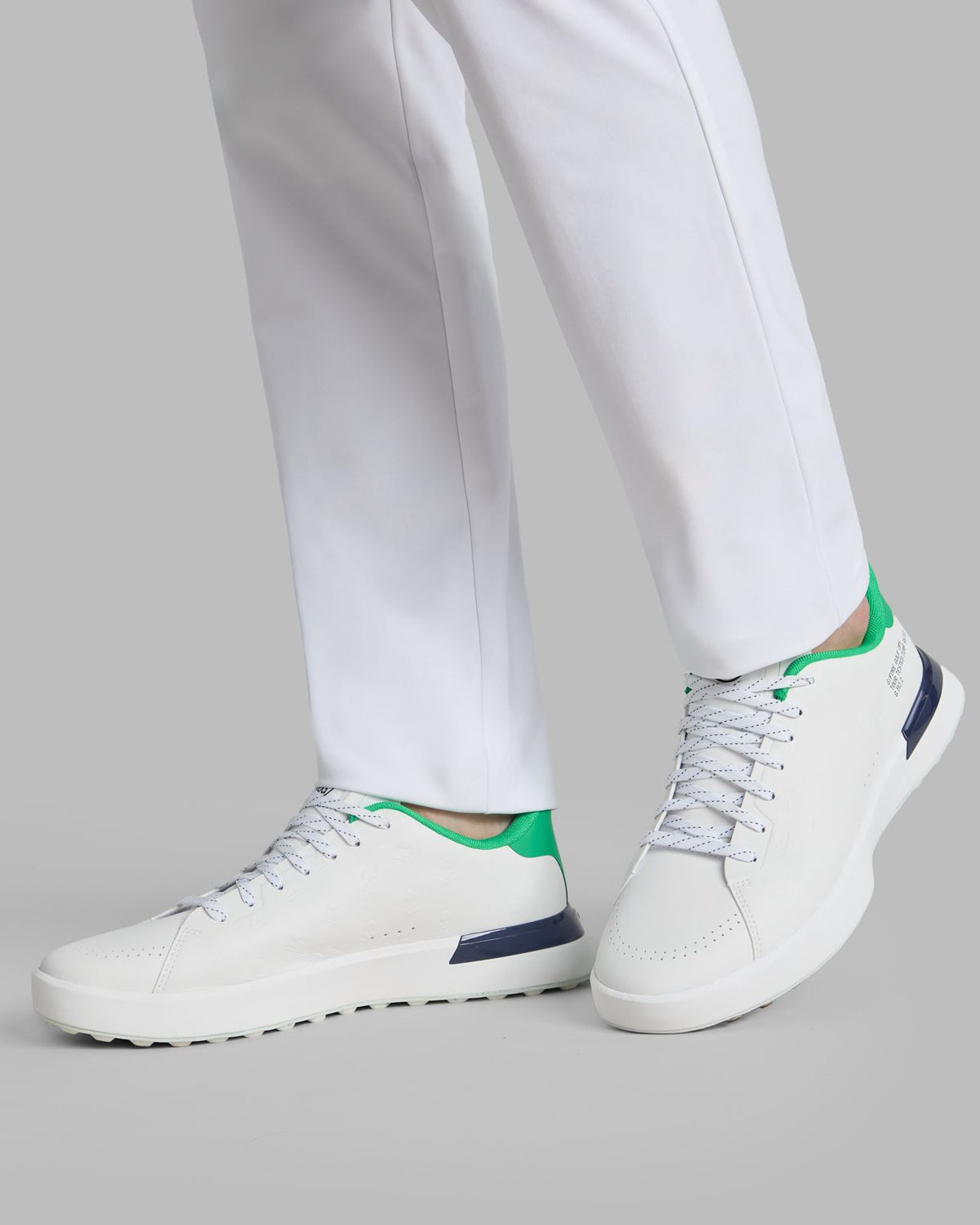 G.112 Embossed Skull & Tees Hybrid Spikeless Golf Shoes Snow/Clover