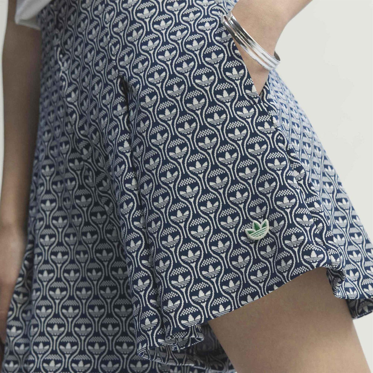 Womens Originals All Over Skort Night Indigo/Chalk White