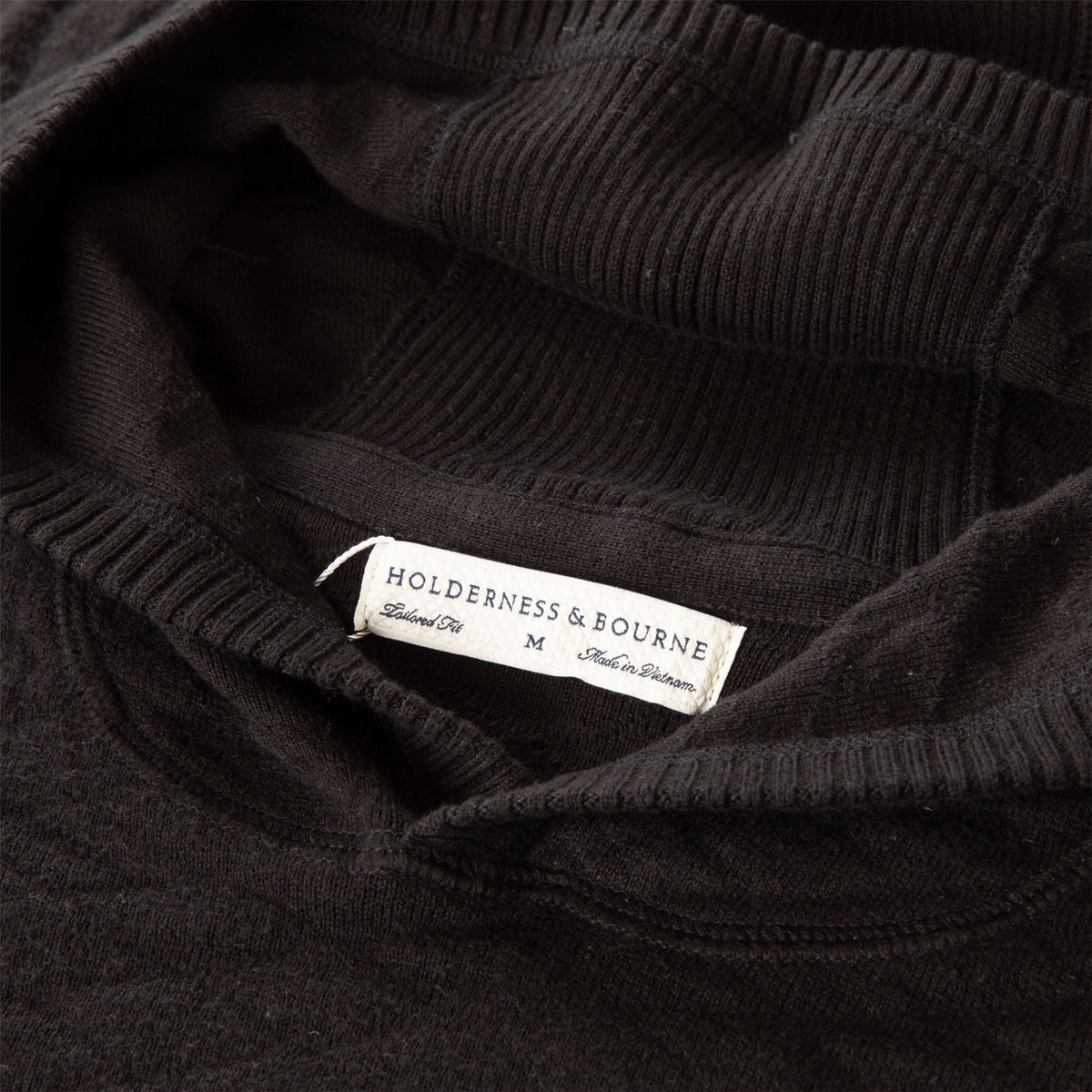 The Wallace Hooded Sweater Black
